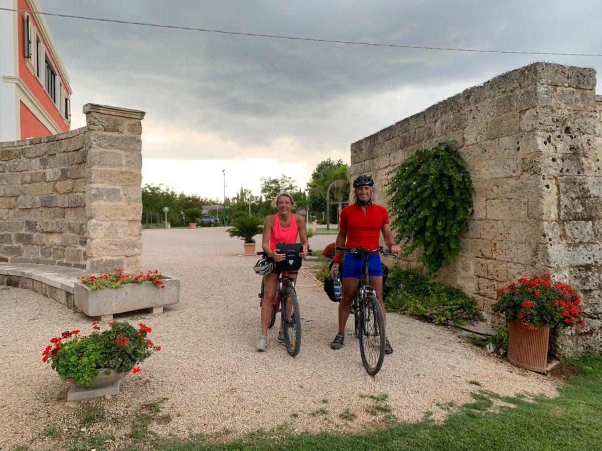 Carmiano  Tenuta Monaci La Murra מראה חיצוני תמונה